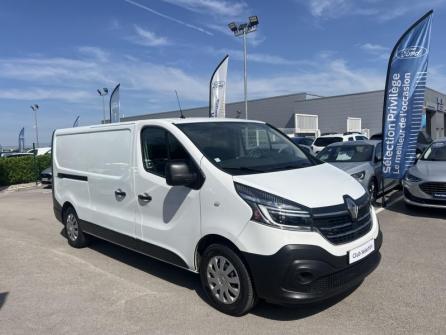 RENAULT Trafic Fg L2H1 1300 2.0 dCi 145ch Energy Grand Confort E6 à vendre à Dijon - Image n°3