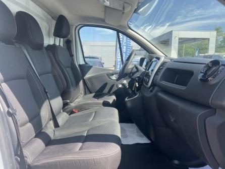 RENAULT Trafic Fg L2H1 1300 2.0 dCi 145ch Energy Grand Confort E6 à vendre à Dijon - Image n°11