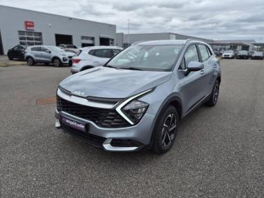 Voir le détail de l'offre de cette KIA Sportage 1.6 T-GDi 230ch HEV  Active BVA6 4x2 de 2022 en vente à partir de 293.52 €  / mois