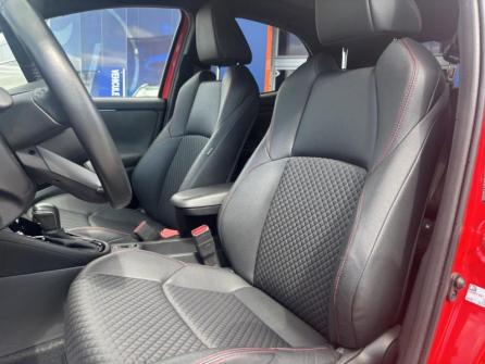 TOYOTA Yaris 116h PremiÃ¨re 5p à vendre à Besançon - Image n°10