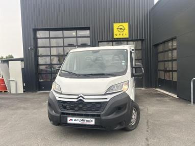 Voir le détail de l'offre de cette CITROEN Jumper Benne 35 L2 2.2 BlueHDi 130 S&S BVM6 Control de 2020 en vente à partir de 20 899 €