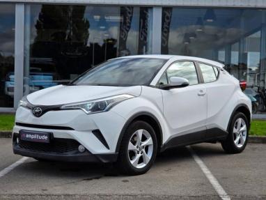 Voir le détail de l'offre de cette TOYOTA C-HR 1.2 T 116 Dynamic 2WD de 2017 en vente à partir de 305.68 € / mois