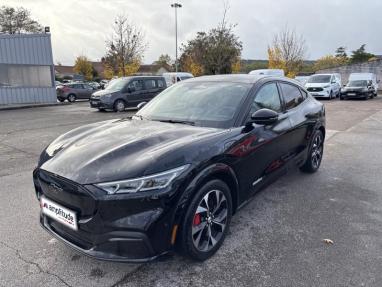 Voir le détail de l'offre de cette FORD Mustang Mach-E 294ch Extended Range 99kWh Premium Propulsion de 2023 en vente à partir de 326.48 €  / mois